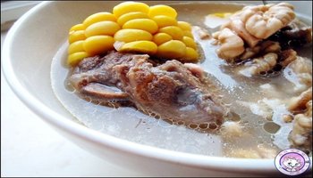 健脑核桃排骨汤