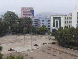 宜章六中