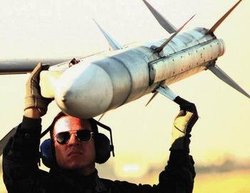 aim-120先进中程空对空导弹