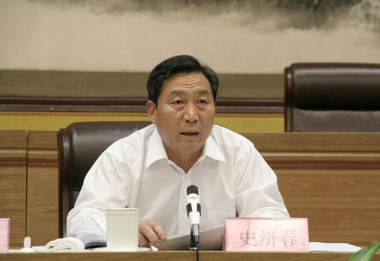 2003年1月任河南省人民政府副省长,省政府党组成员.