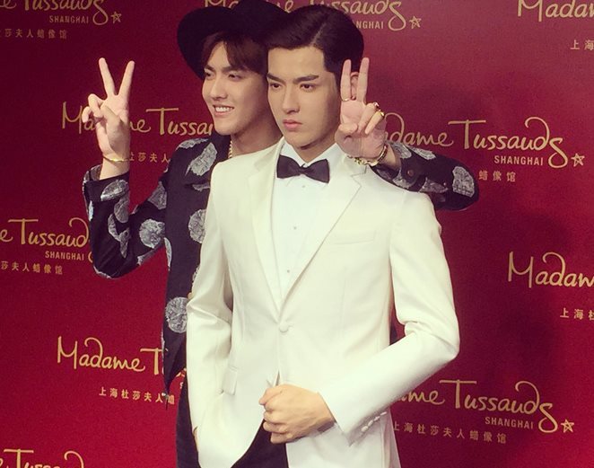 他从小父母离婚妈妈改嫁黑人精通四国语言冷峻小爷吴亦凡